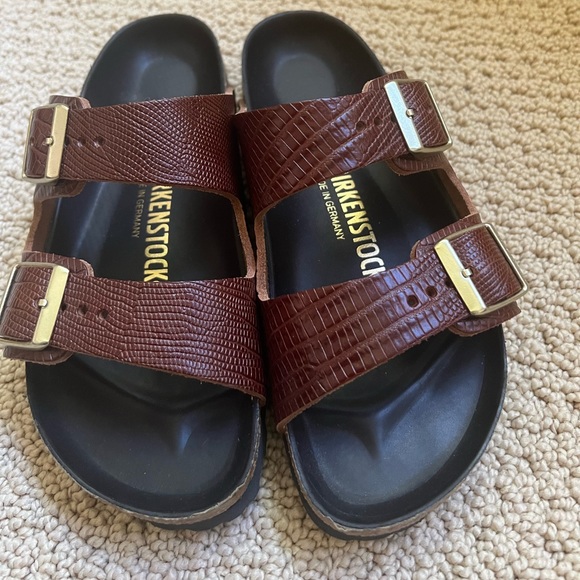 Birkenstock Shoes - NEW w/o tags, Birkenstock Embossed Leather Women’s 6.5, EU 36